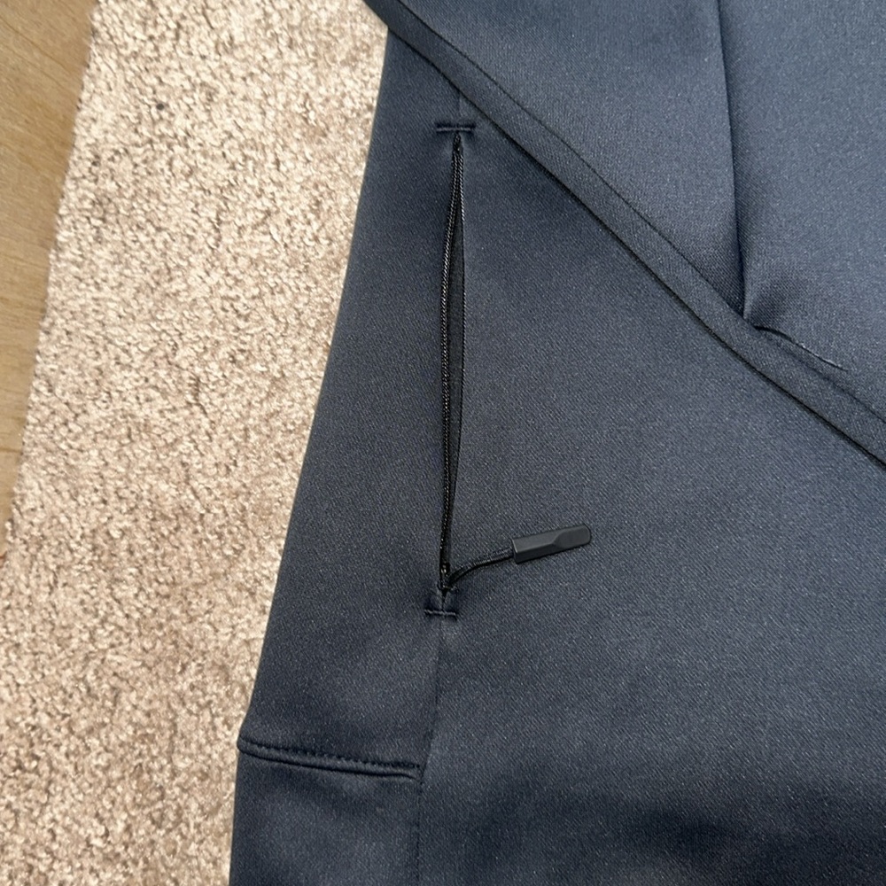 Women’s Reebok Black Athletic Jacket - Picture 3 of 6